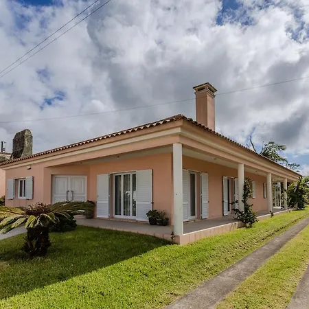 Garden House Casa de Férias Arrifes