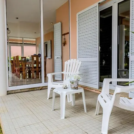 Casa de Férias Garden House Arrifes